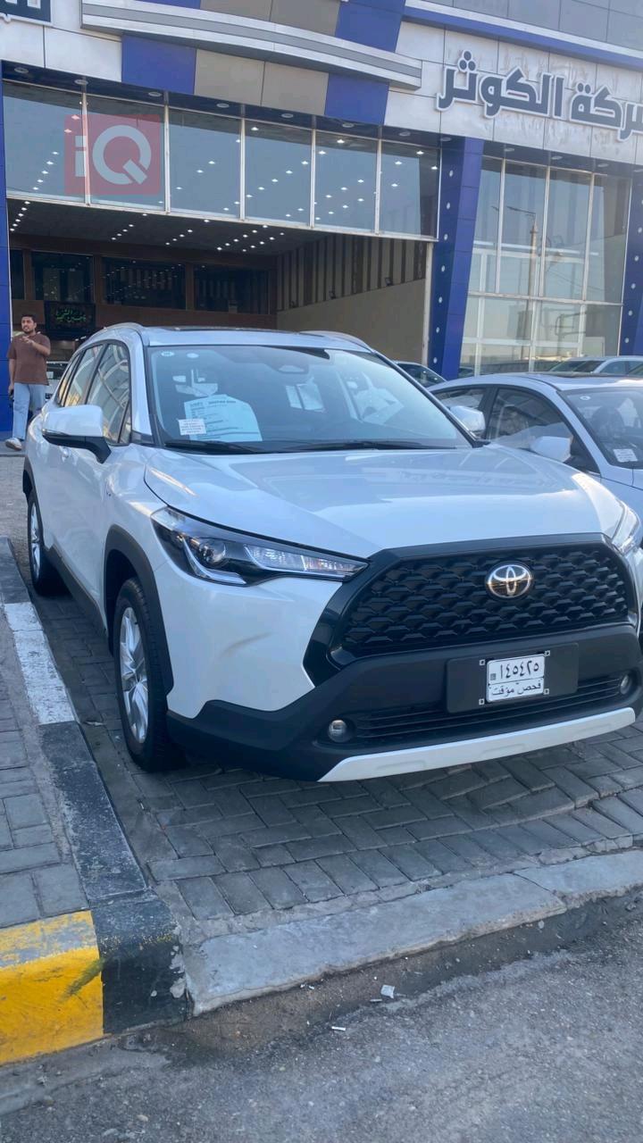 تۆیۆتا کۆرۆلا کرۆس